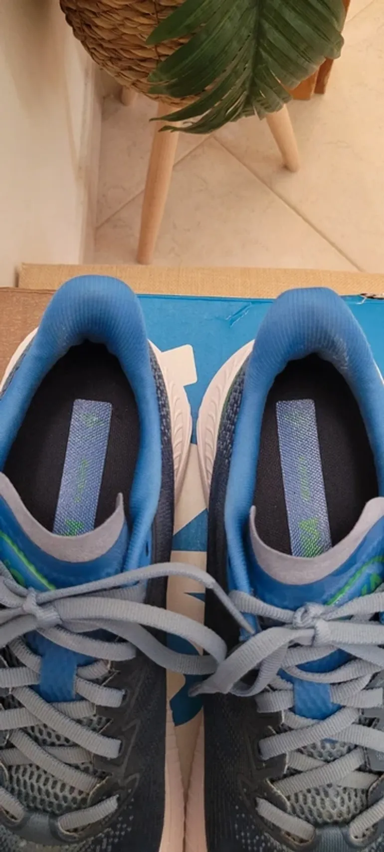 Used Scarpa Hoka bike — image 10 of 10