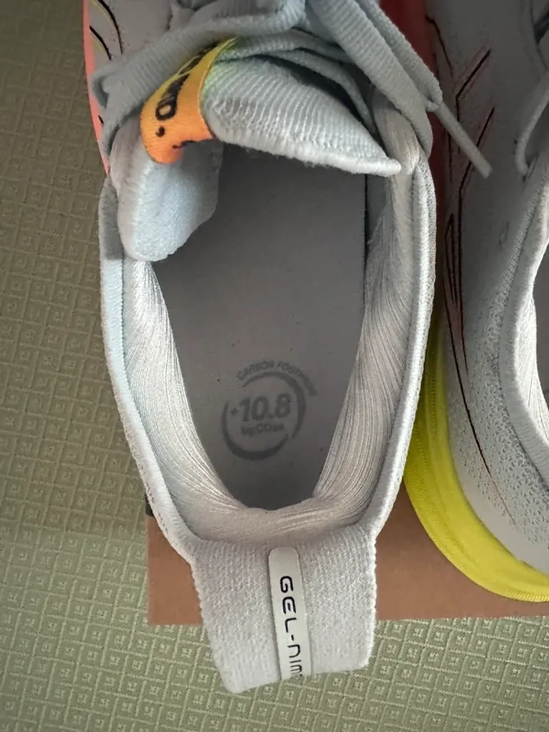 Used Asics Gel Nimbus 26 bike — image 5 of 7