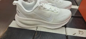 Used Nike Vomero 18 ESS bike — image 3 of 13