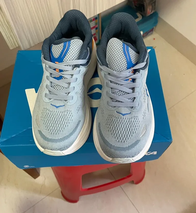 Used Hoka Chaussure taille 41 bike — image 2 of 6
