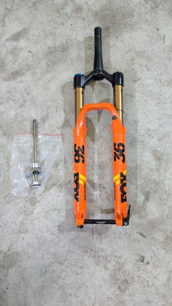 Used Fox 36 Float Grip2 Factory 2021 Fork