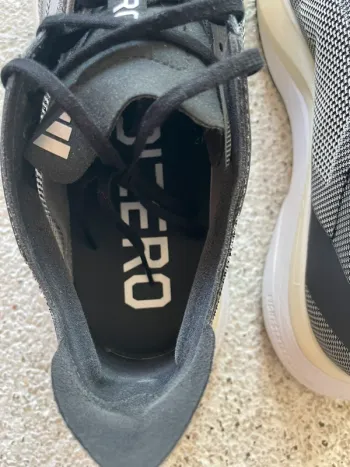 Used Adidas Adizero Boston 12 bike — image 5 of 12