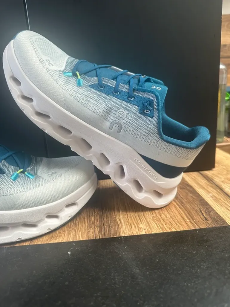 Used On Running Cloud bike — image 5 of 10