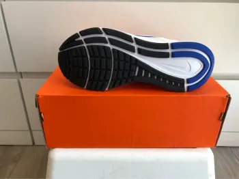 Used Hyper Nike Air Zoom Structure 24 bike — image 3 of 8