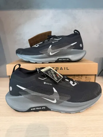 Used Pegasus Trail 5 GTX Running Shoes