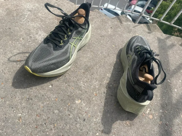 Brugt Asics Nova Blast bike — billede 5 af 15
