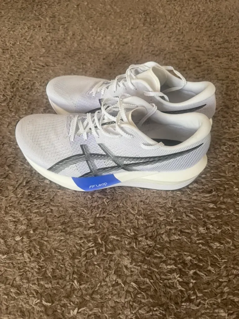 Asics Magicspeed 5 bike d'occasion — image 2 sur 7