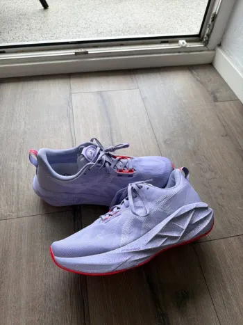 Asics Novablast 5 Tokyo Running Shoes de segunda mano