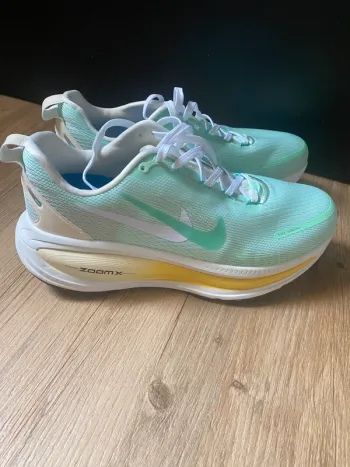 Nike Vomero 18 Running Shoes de segunda mano