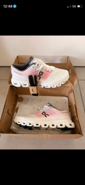 On Running On Cloud 6 Push Running Shoes d'occasion