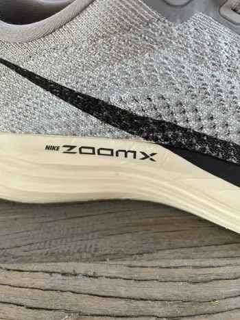 Nike ZoomX bike d'occasion — image 4 sur 4