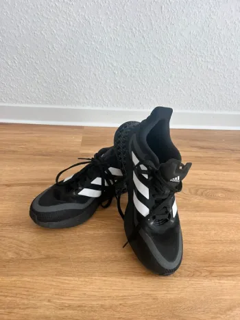 Used Adidas 4DFWD 2 Running Shoes