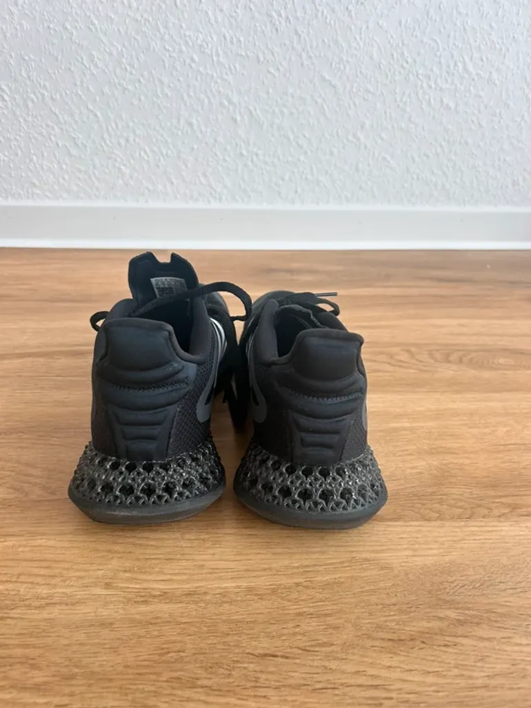 Used Adidas 4DFWD 2 bike — image 3 of 4