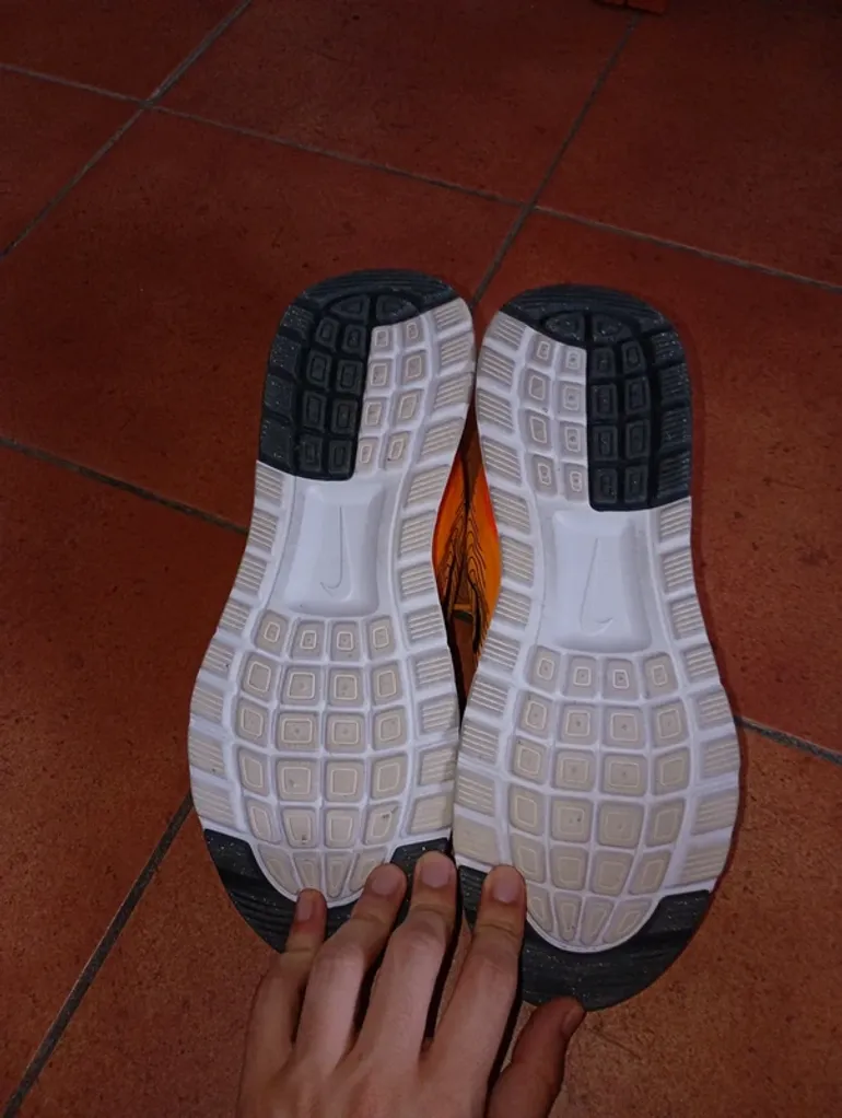 Used Nike Air Max Nuaxis bike — image 5 of 7
