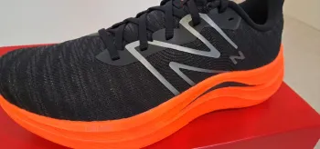 Used New Balance mfcprlo4 bike — image 3 of 10