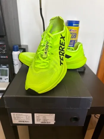 Used Adidas terrex agravic speed Running Shoes