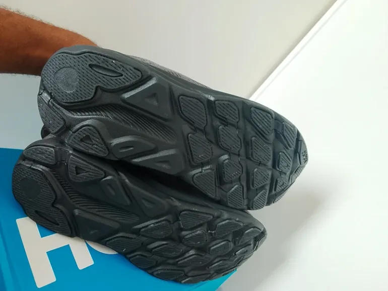 Hoka Shoes size 44 bike de segunda mano — imagen 6 de 7