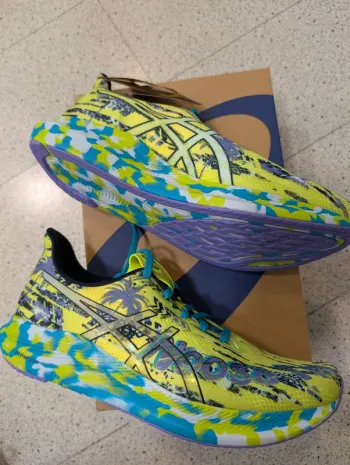 Used Asics Noosa Tri 14 Running Shoes