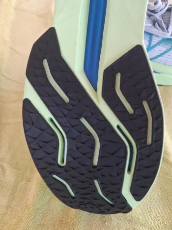 Used New Balance Running Shoes bike — image 5 of 7