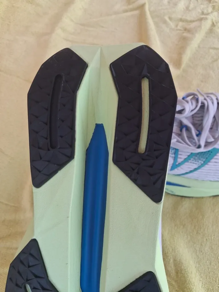 Used New Balance Running Shoes bike — image 6 of 7