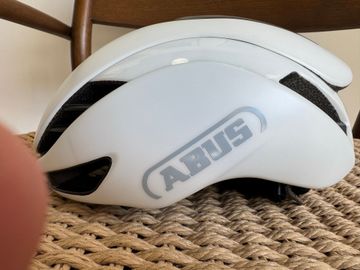 Used ABUS Gamechanger 2.0 Helmet 2026 bike — image 3 of 7
