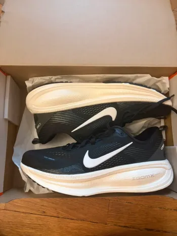 Used Nike Vomero 18 bike — image 2 of 10