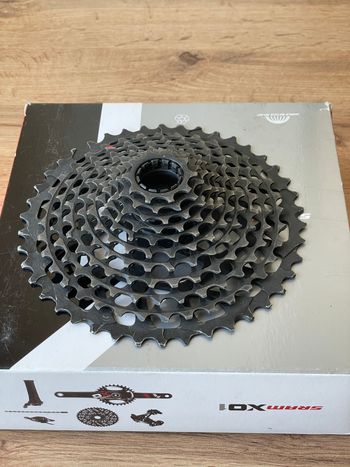 Sram X01 Cassette 11-speed XG-1195 10-42T Drivetrain & Pedals d'occasion