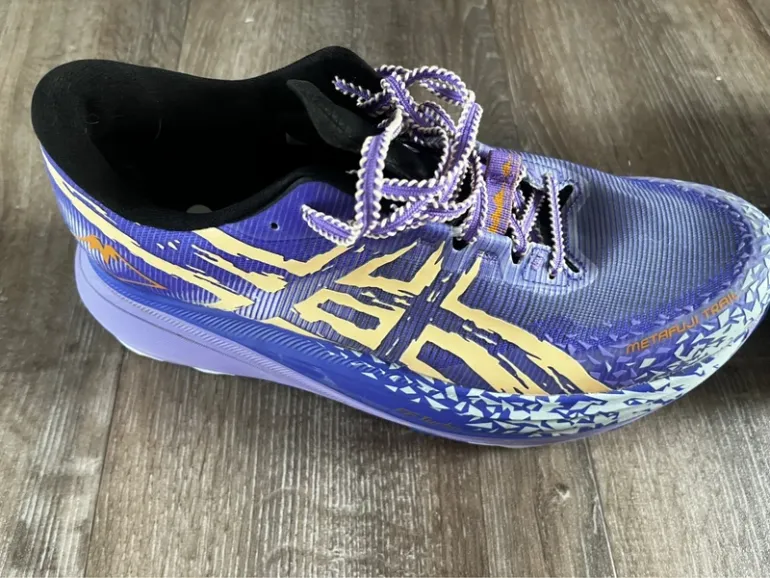 Tweedehands Asics Metafuji 2026 bike — afbeelding 7 van 8