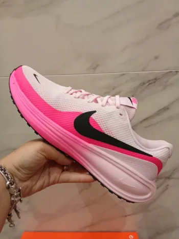 Nike Revolution 8 Running Shoes d'occasion