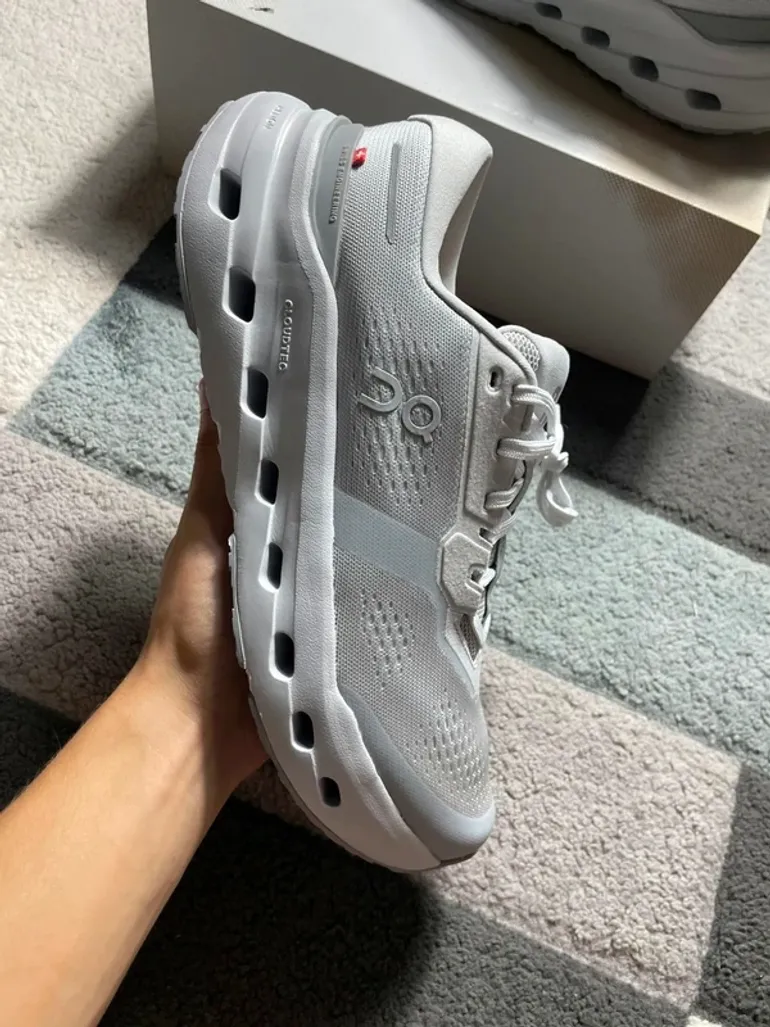 Used On Running Cloudrunner 3 bike — image 2 of 12