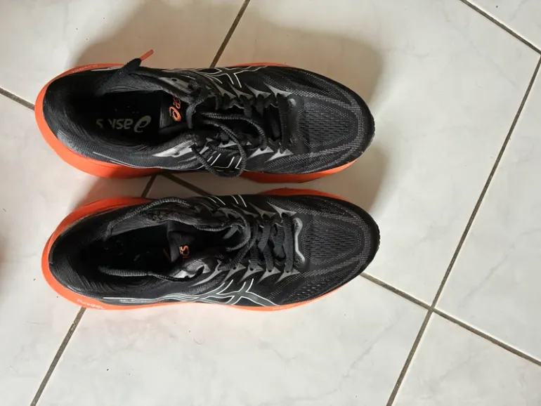 Asics Gel Superion 7 bike usato — immagine 4 di 6