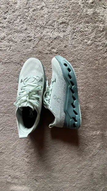 Used On Running Cloud bike — image 4 of 6