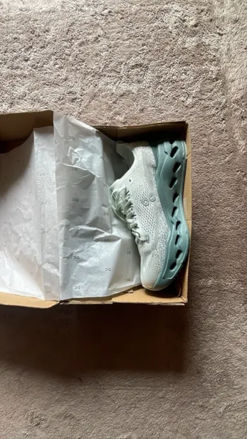 On Running Cloud Running Shoes d'occasion