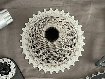 Sram Red e1 Cassette 12s AXS 10-33T 2025 Drivetrain & Pedals d'occasion