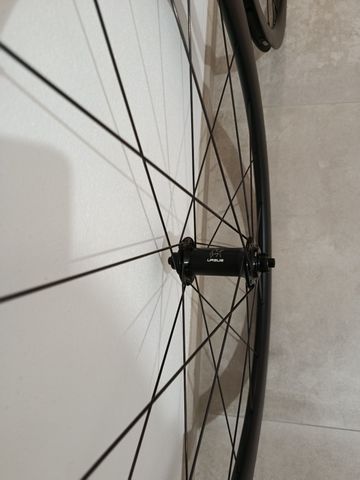Tweedehands URSUS Road Carbon Wheels 2025 bike — afbeelding 4 van 7