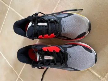 Used Nike Structure ZoomX bike — image 2 of 6