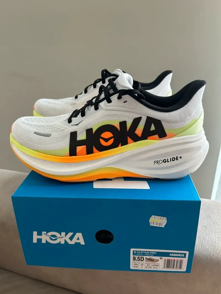 Used Hoka Clifton Pro bike — image 2 of 7
