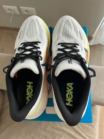 Used Hoka Clifton Pro bike — image 7 of 7