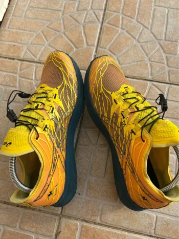 Asics Trail Running Shoes Size 44 bike d'occasion — image 4 sur 8