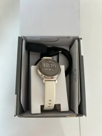 Used Garmin Lily 2 Electronics