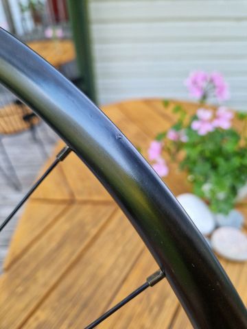Brugt Enve AM30 Carbon Front Wheel bike — billede 6 af 6