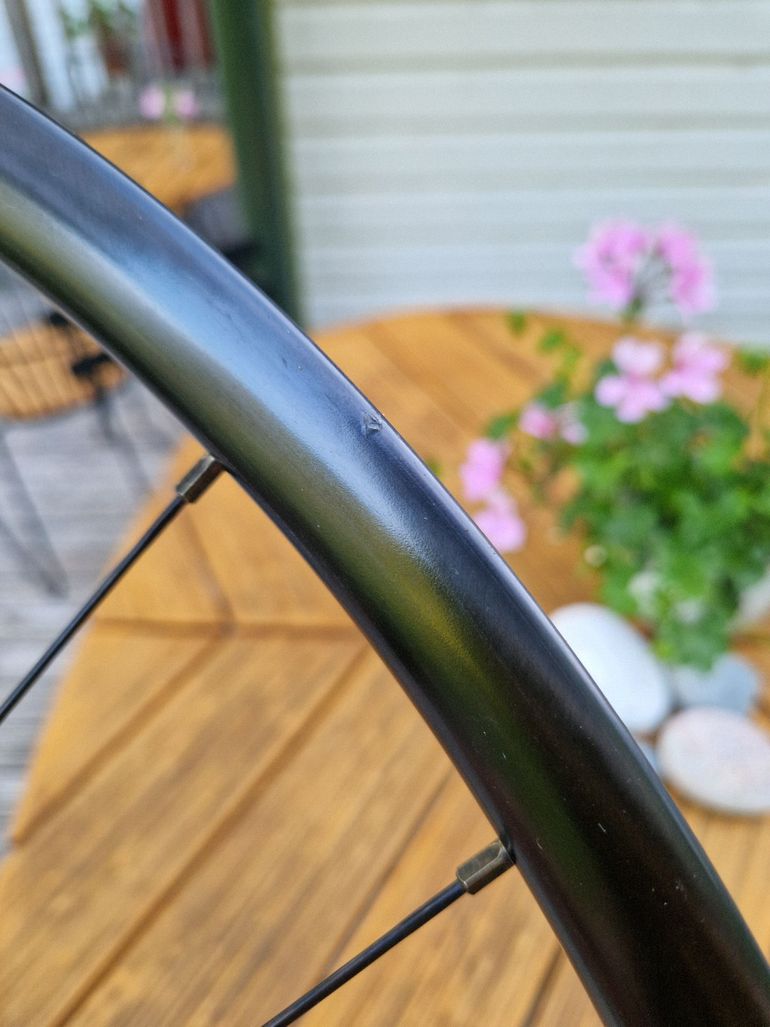 Brugt Enve AM30 Carbon Front Wheel bike — billede 6 af 6