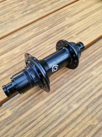 Industry Nine 1/1 Rear Hub Wheels usato