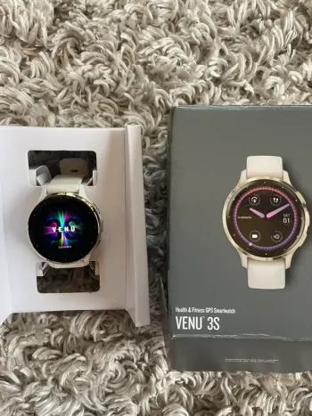 Used Garmin Venu 3s Electronics