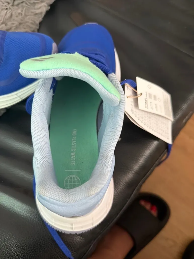 Used Adidas Sportschuhe bike — image 4 of 4