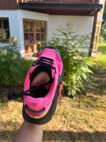 Použité Ideal HOKA Laufschuhe bike — obrázek 2 z 4