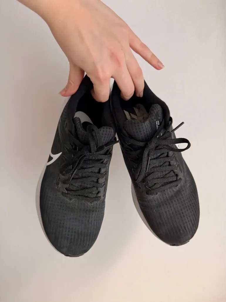 Used Pegasus Nike Air Zoom bike — image 3 of 8