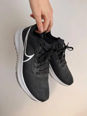 Używany Pegasus Nike Air Zoom Running Shoes