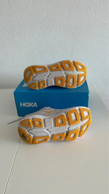 Used Hoka Running Shoes bike — image 3 of 4