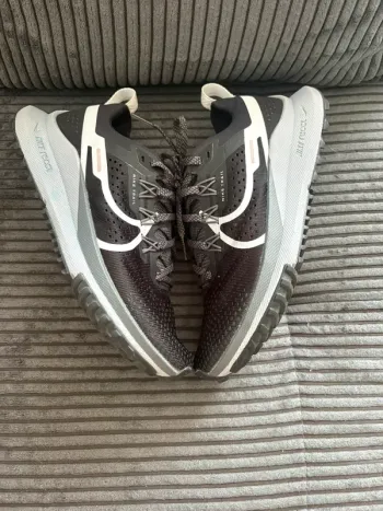 Used Nike Trail React Running Shoes